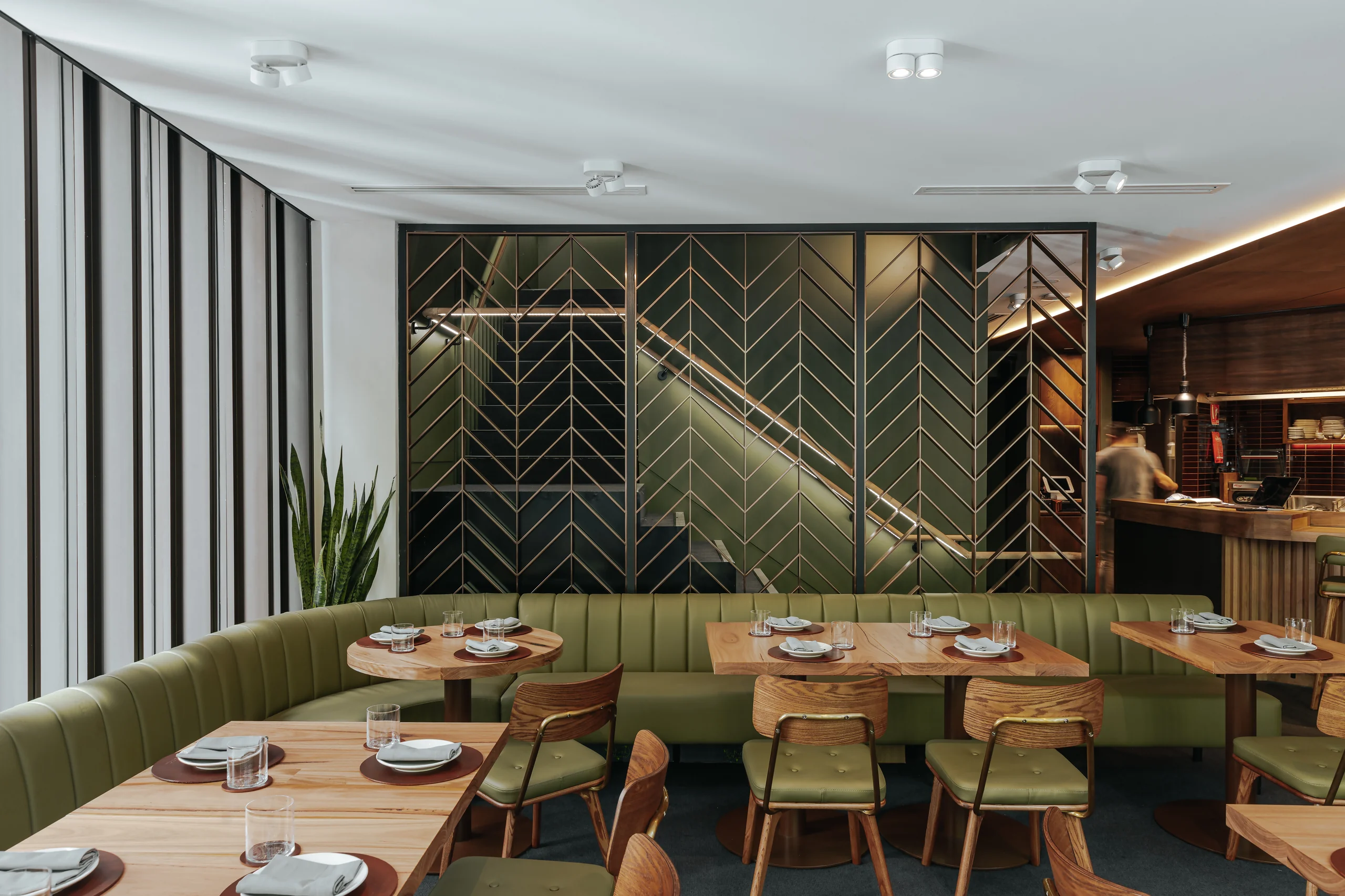 Farmers Daughters Collins Street - Image 1