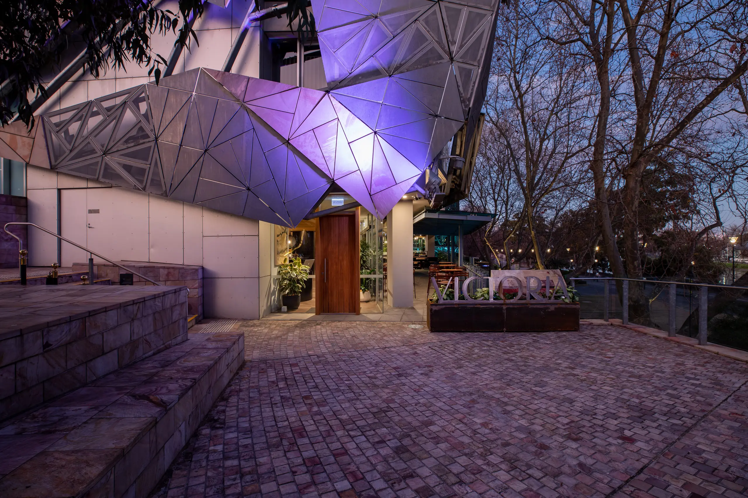 Farmers Daughters Fed Square - Image 7