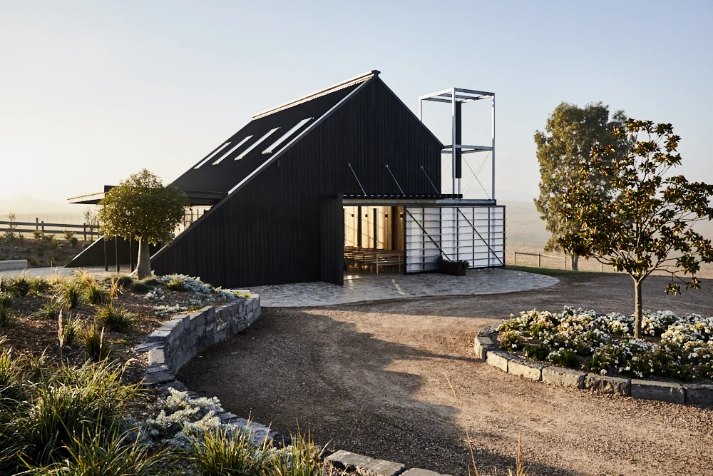 Zonzo Chapel - Image 2