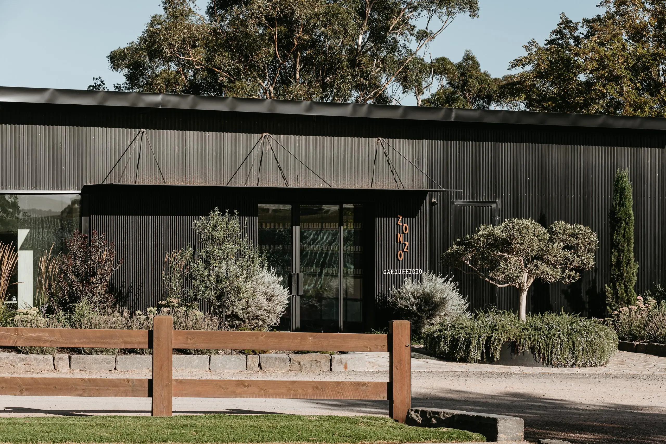 Zonzo Office - Image 21