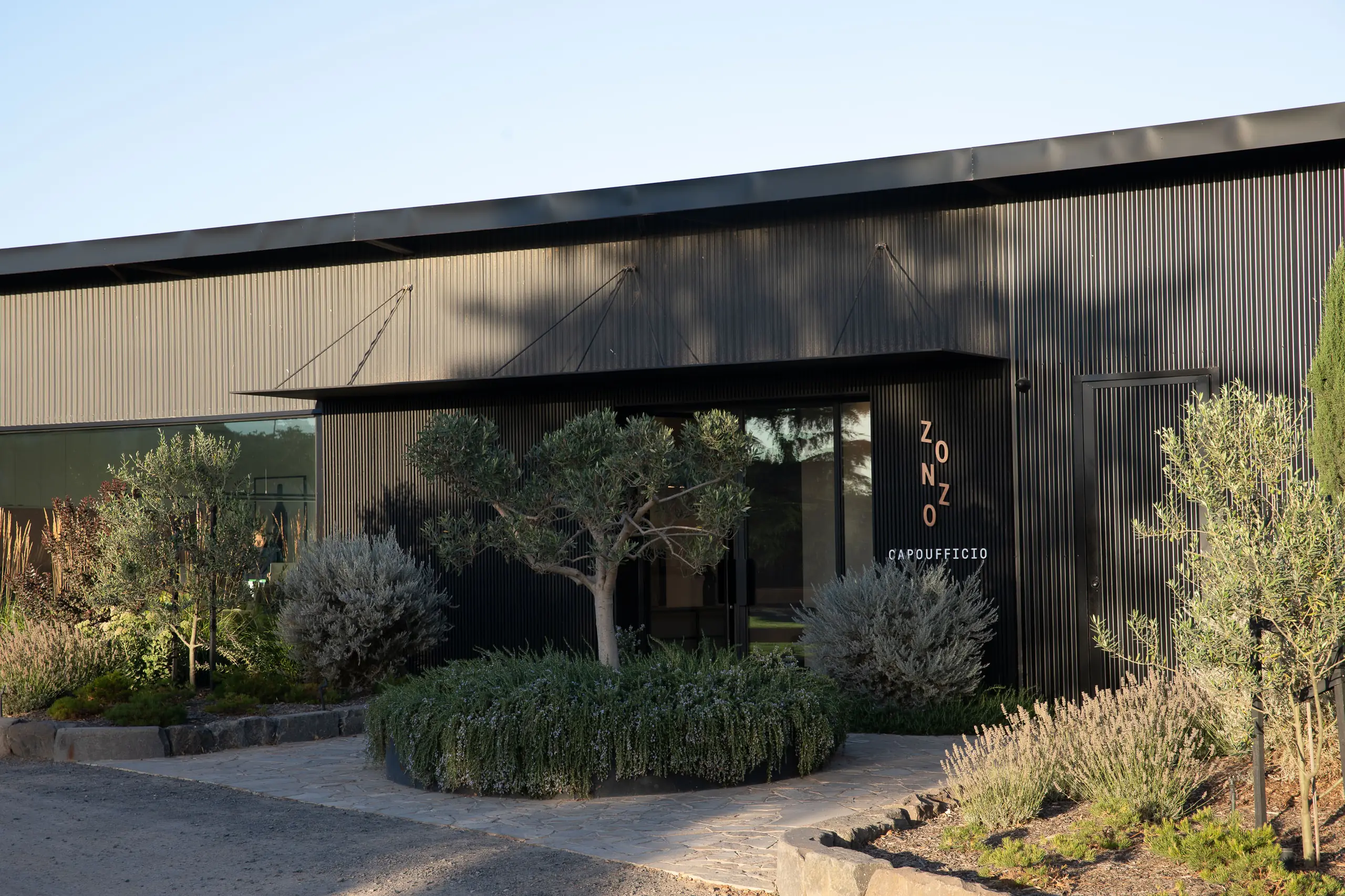 Zonzo Office - Image 25