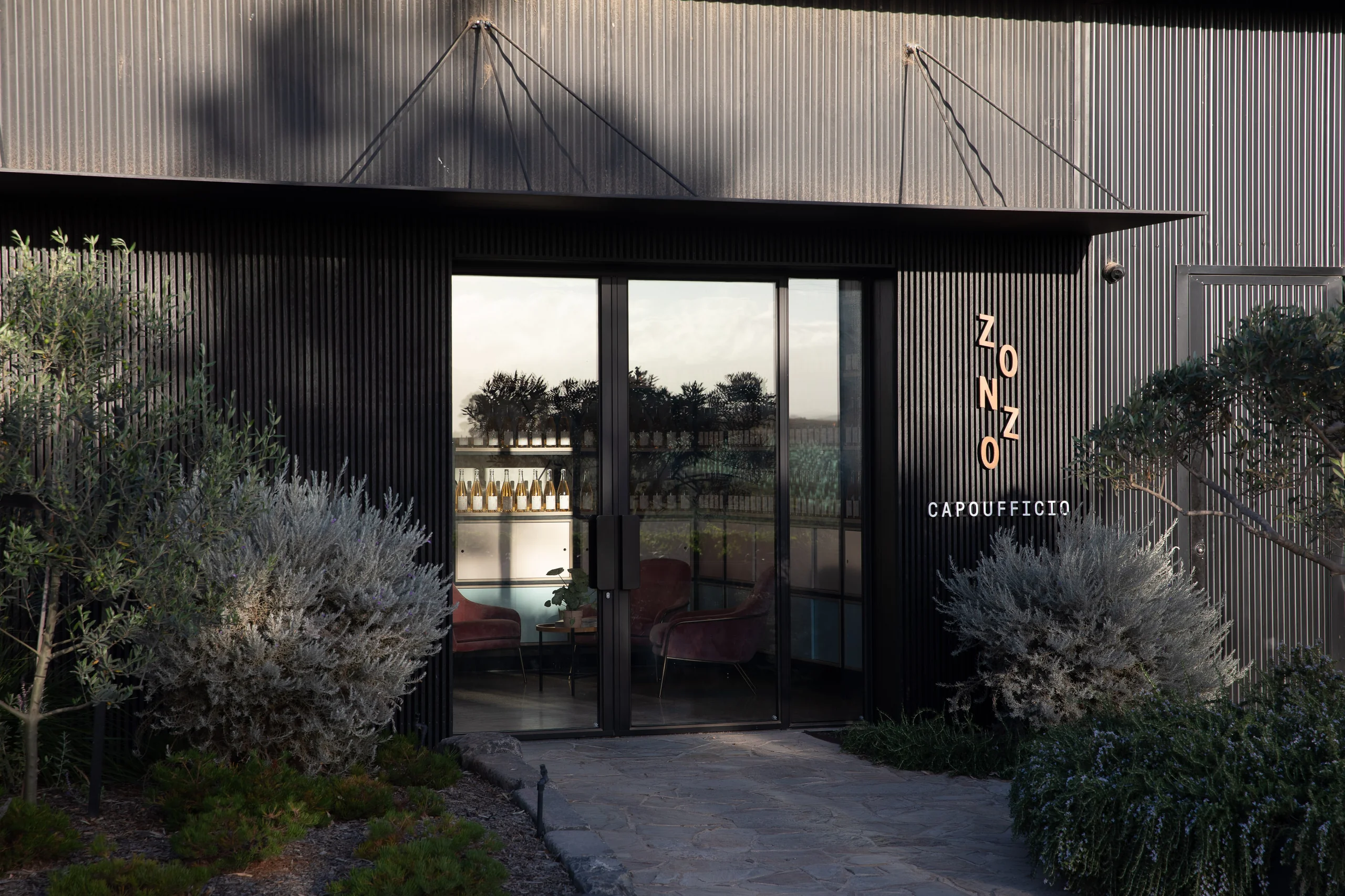 Zonzo Office - Image 27