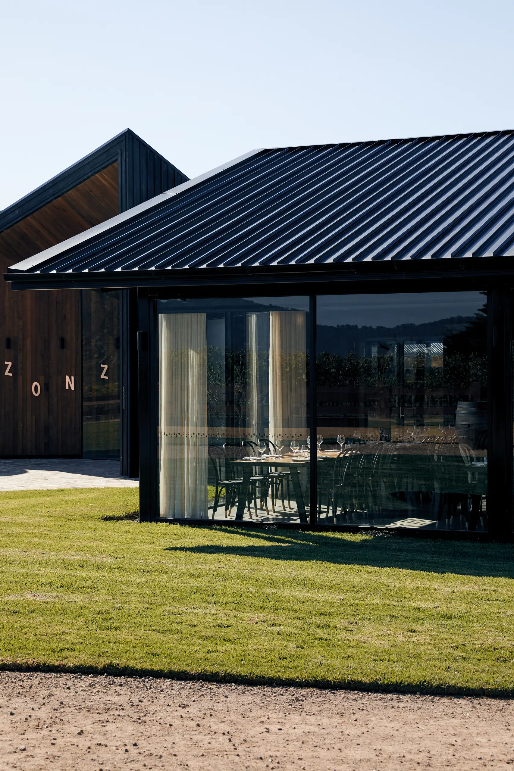 Zonzo Stables - Image 2