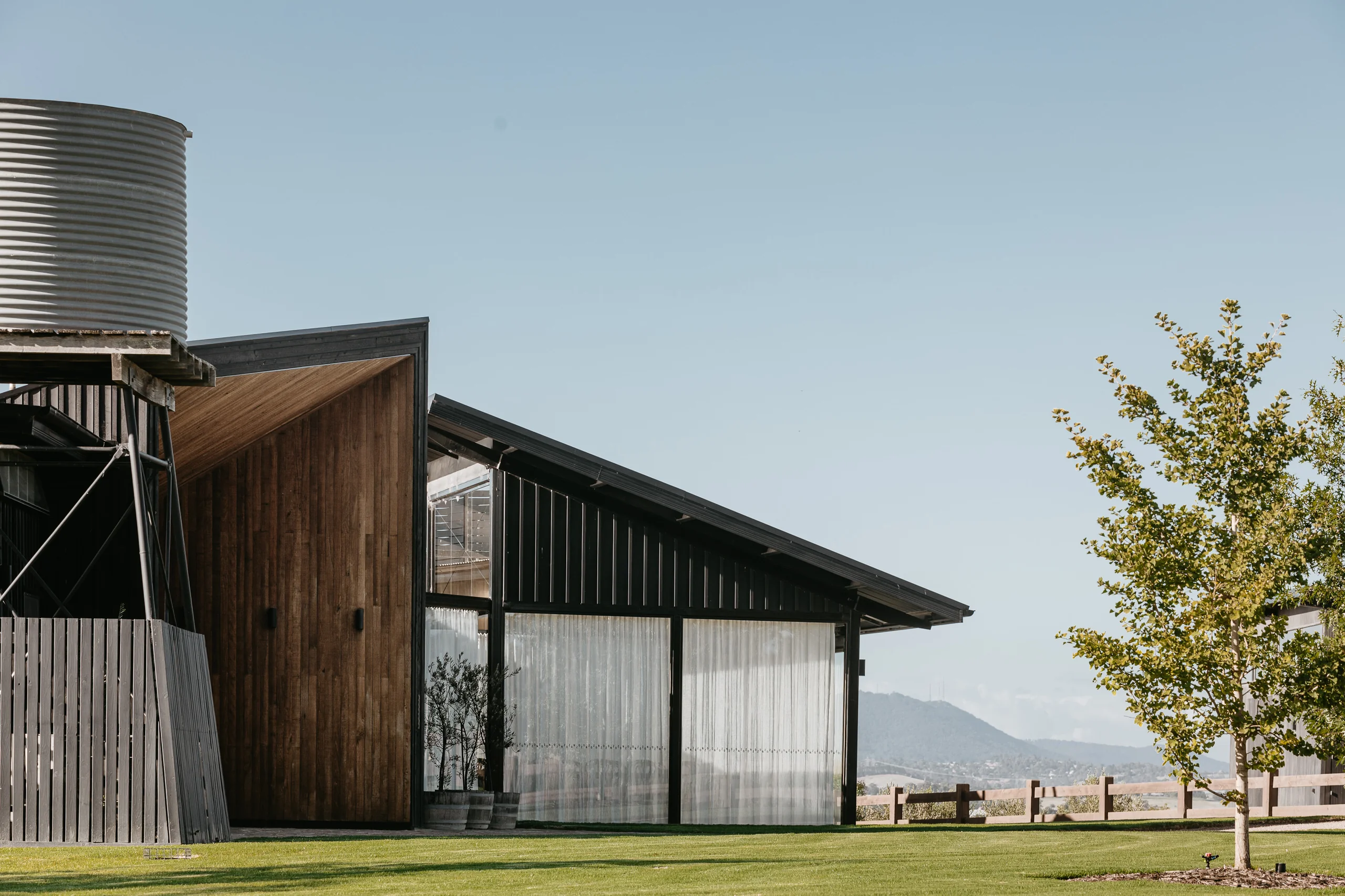 Zonzo Stables - Image 6